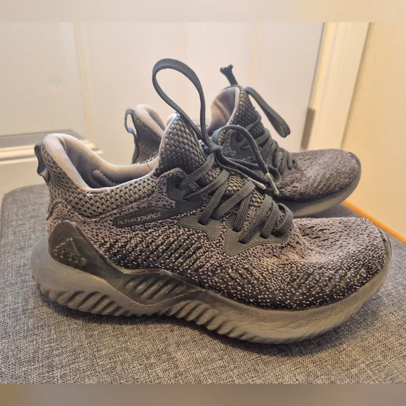 Adidas AlphaBounce Running Shoes - Picture 2 of 14
